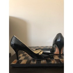 LUCIANO PADOVAN Black Gold Patent Leather Pointed Toe EU 37 US 6 Heels