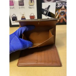 LOUIS VUITTON Portefeuille Alexandra Trifold Monogram Wallet